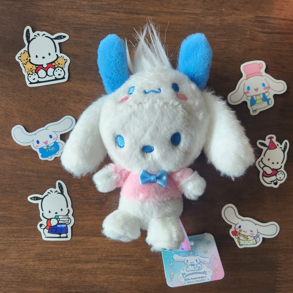 Sanrio Pachacco Cinnamonroll Key Chain stuffy and Cinnamonroll Lanyard Pen